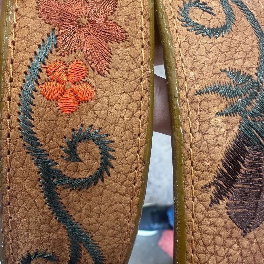 Belt - Picture 3 of 12